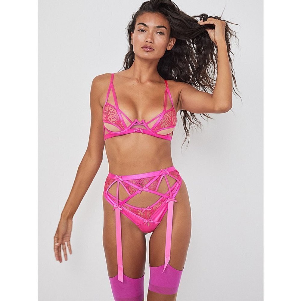 💕FOR LOVE AND LEMONS💕 Soutache Embroidered Garter ~ Berry Small S NWT